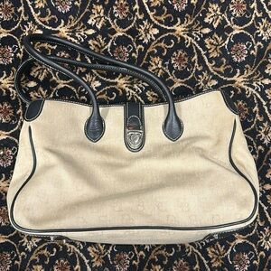 Dooney & Bourke bag